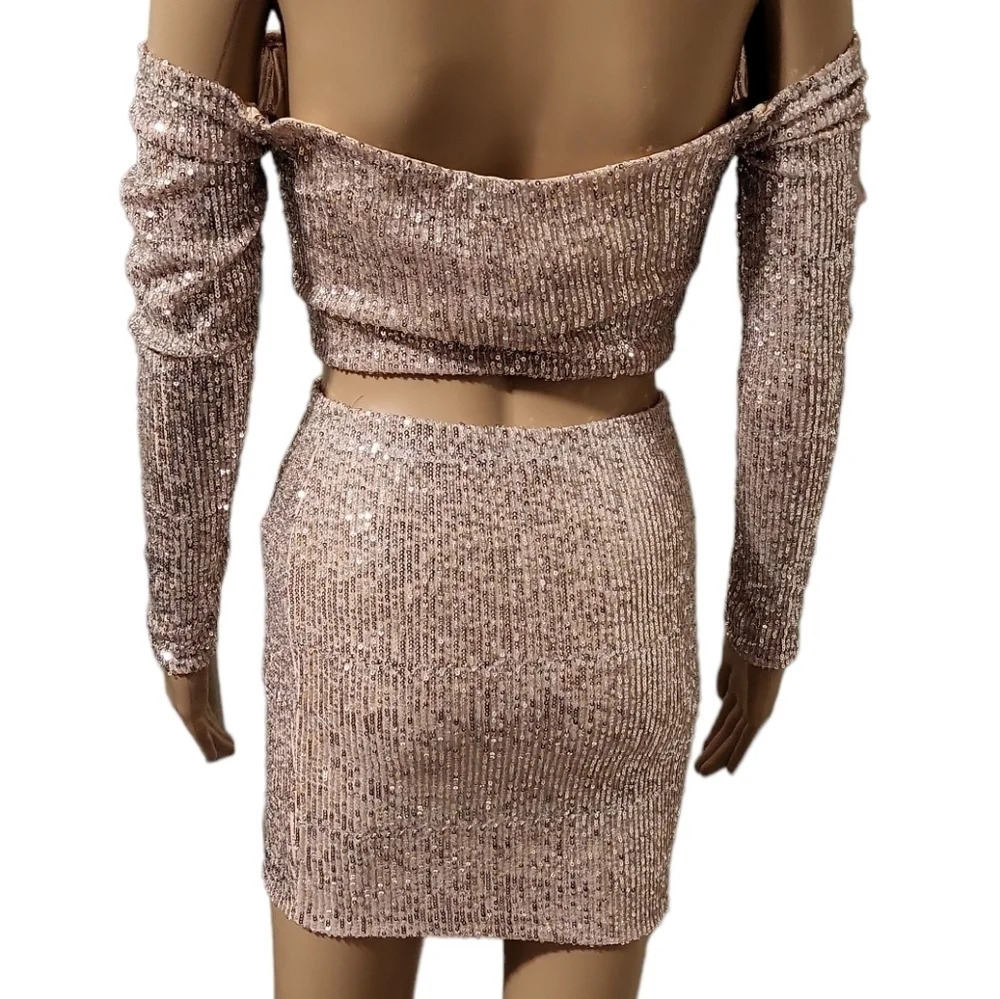 NWOT Women's Sequin Set (Size XS) - Picture 4 of 7